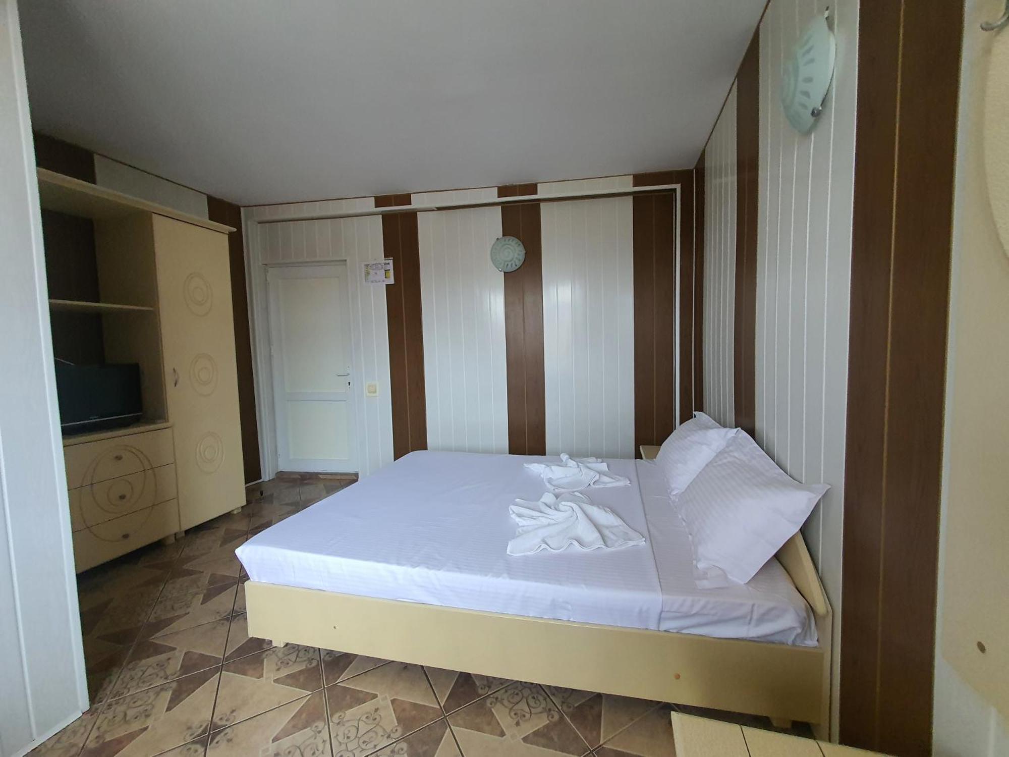 Casa Simona Hotel เอโฟรีเอซูด ภายนอก รูปภาพ