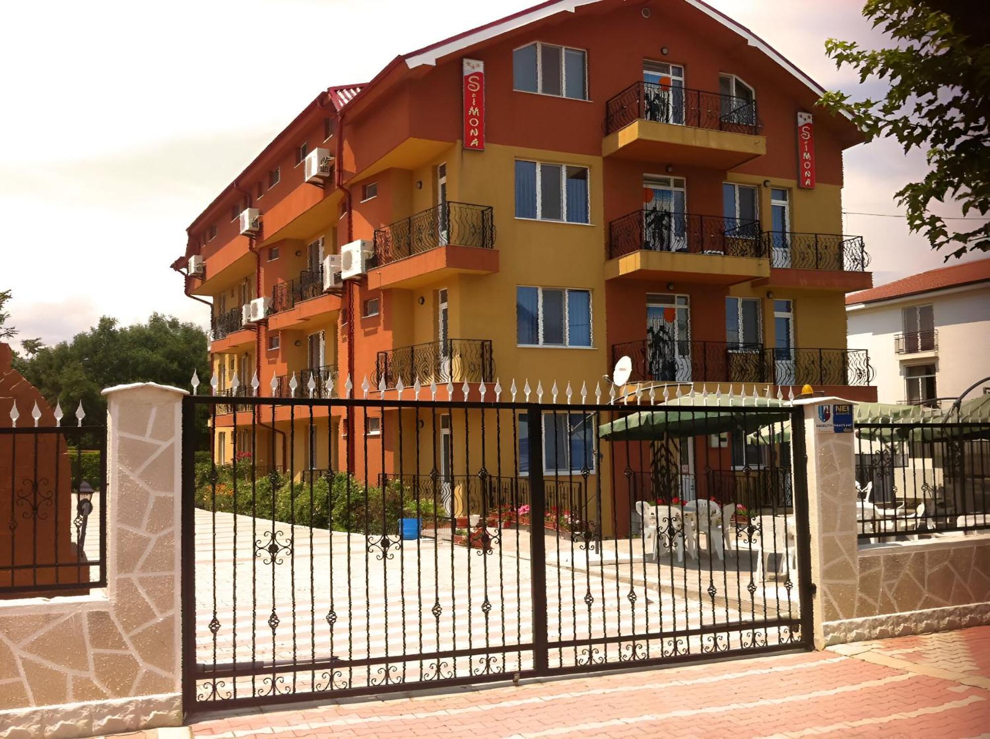 Casa Simona Hotel เอโฟรีเอซูด ภายนอก รูปภาพ
